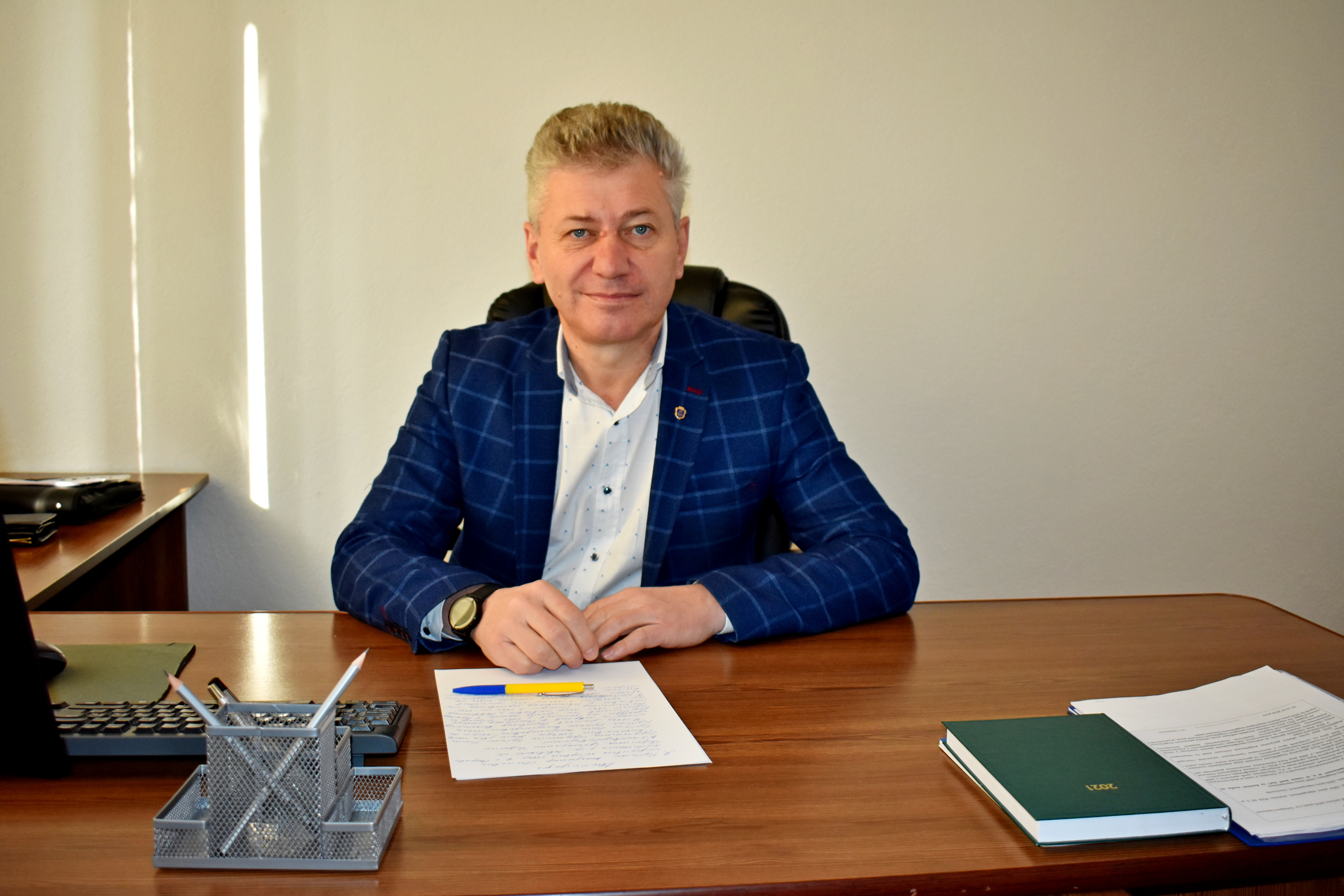 Заступник голови Яворівської районної ради<br />
Горбацьо Володимир Євгенович